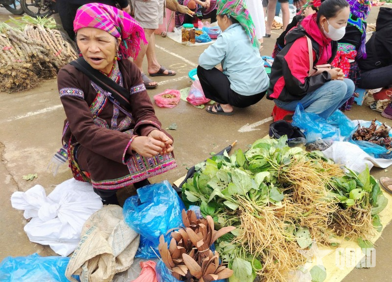 Đặc sắc chợ phiên San Thàng